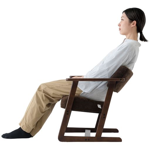 ブラウン 長時間座っても疲れにくい!!