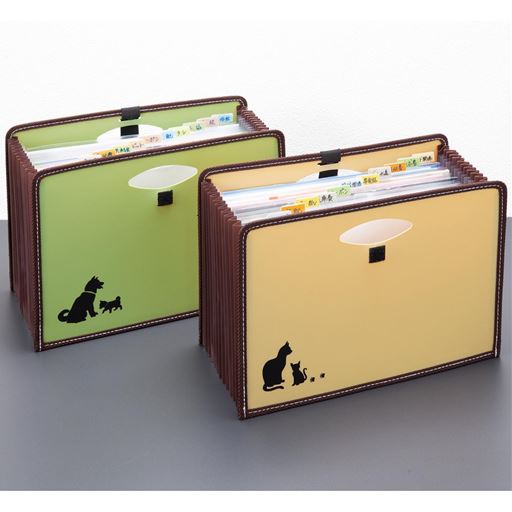 (左から)グリーン系、ベージュ系