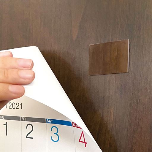 カレンダーやポスター貼りに!