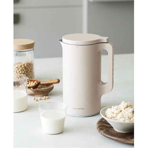 材料をいれたら、あとはポットにおまかせ!