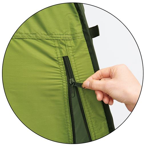 出入口は開閉らくらく両面スライダー式ダブルファスナー