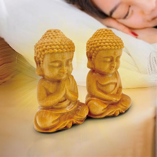 心を平穏へ導く<br>天然木彫りの小さな仏陀さま 左からA(合掌印) B(禅定印)