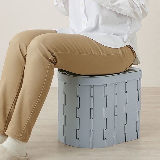 フタ付きだから非常時のイスやゴミ箱としても使える