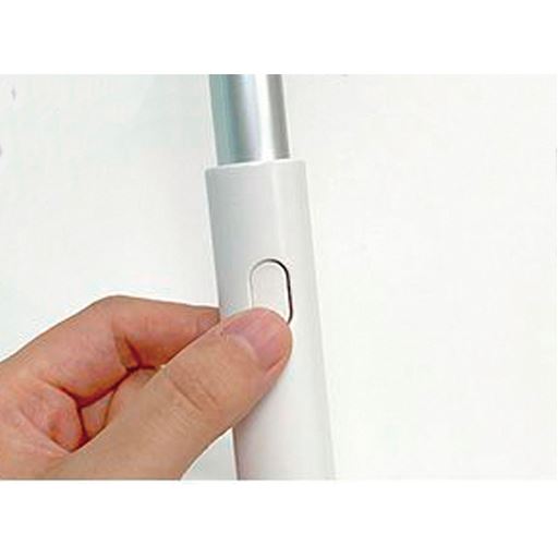 ボタンを押して取り外し