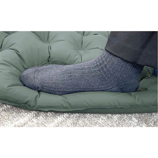 空気注入は足踏み式ラクに空気を入れることが可能!