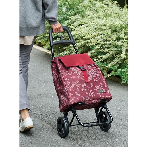 小さくなって持ち運びラクラク♪<br>ボルドー