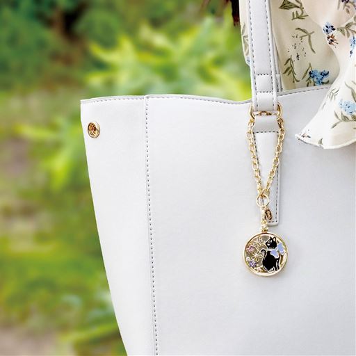 バッグにつけてオシャレなチャームに<br>A(黒猫)