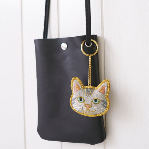 お気に入りのポーチにも。