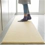 アイボリー<br>ムートンのような長毛がみっしり詰まった、ふかふかキッチンマットです。