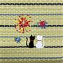 かわいいネコの刺繍がワンポイント。