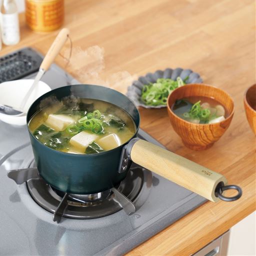 鉄分が摂れるお味噌汁パン(鍋)