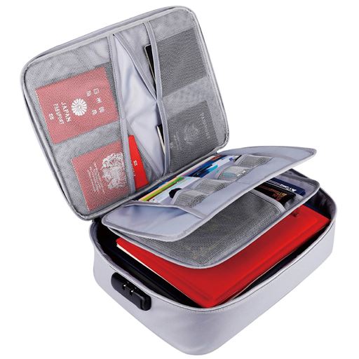 大切を守りぬく耐火金庫バッグ