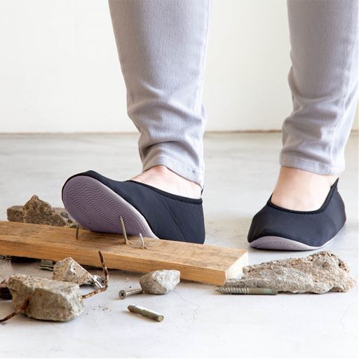 折りたためる防災シューズITSUMO(イツモ)