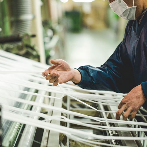 日本屈指のタオル産地・今治で一貫生産しています。