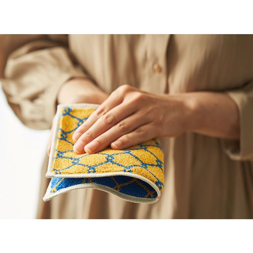 しっかりとしたタオル生地で、小さくても水分や汗をしっかり吸収。<br>※このカラーは完売しました。