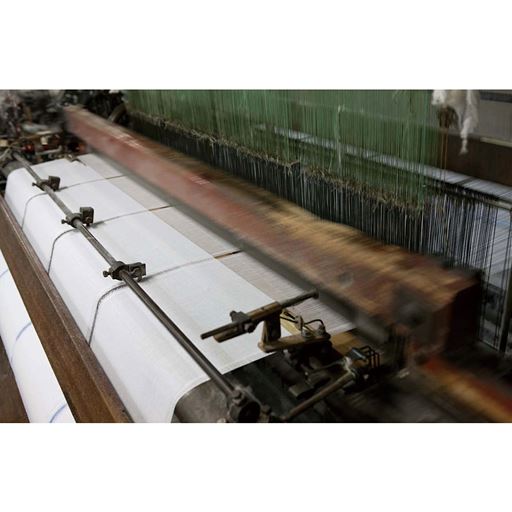 100年以上の歴史を持つタオルメーカーの技術を生かし、ずっと愛用できるものづくりを目指して商品を作り続けています。