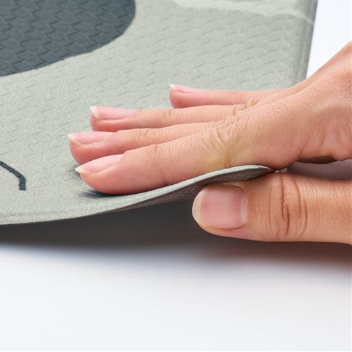 約3.5mmのほど良い厚み。