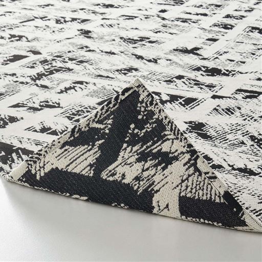 ブラック<br>裏面