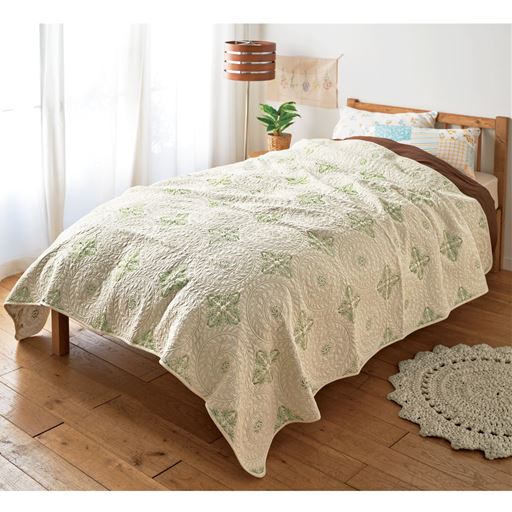 グリーン 正方形(横200×縦200cm)<br>ベッドカバーとしてもお使いいただけます。