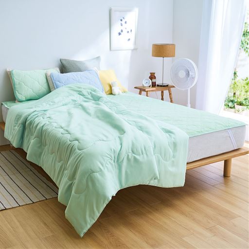 グリーン ※商品は肌布団です。<br>シリーズで揃えれば寝苦しい夜もぐっすり! 節電対策にも。