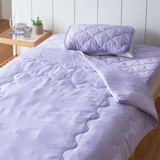 パープル ※商品は肌布団です。<br>※枕パッドはCR-1261、パッドシーツはCZ-1045を使用しています。