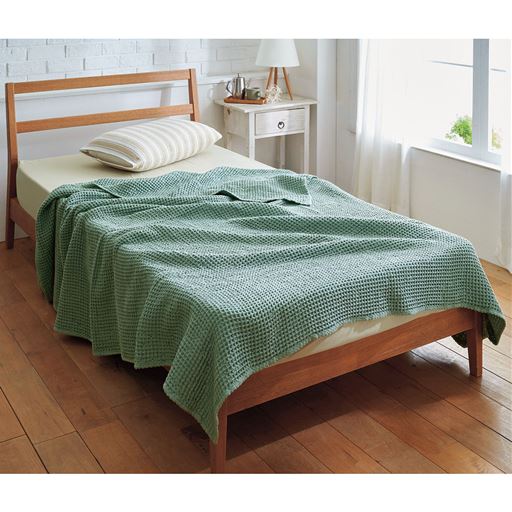 ターコイズグリーン<br>こだわりの良質綿を使用したワッフルケットです。