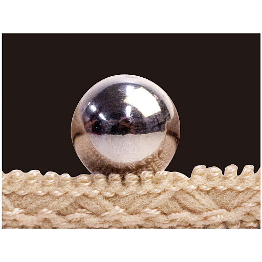 【足裏をやさしく守るヒミツ!】<br>何層にも縦方向に重なった繊維がしっかり支える!