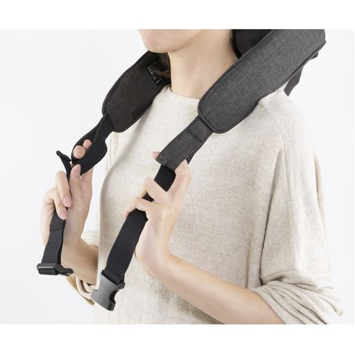 もみ感を強めたい時は手で持って使えるハンドグリップ付き