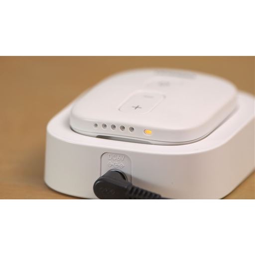 充電ランプで、電池残量も確認可能です