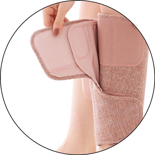 ふくらはぎの周囲サイズに合わせて面ファスナーで簡単に装着。