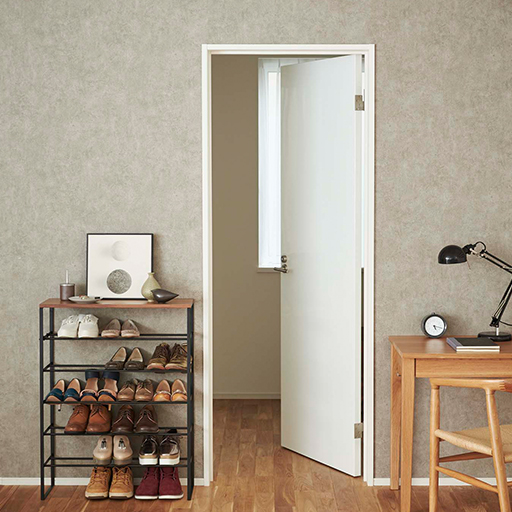 ブラック<br>男性用シューズは約18足、女性のパンプスなら約21足収納可能。天板にインテリア小物等も。