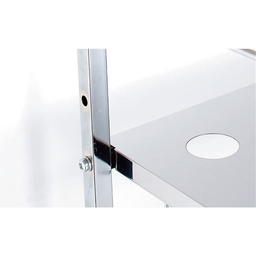 重量感のある家電を支える角パイプ。Bは5段階に、C・Dは8段階に棚の高さ調節が可能です(5cmピッチ)。