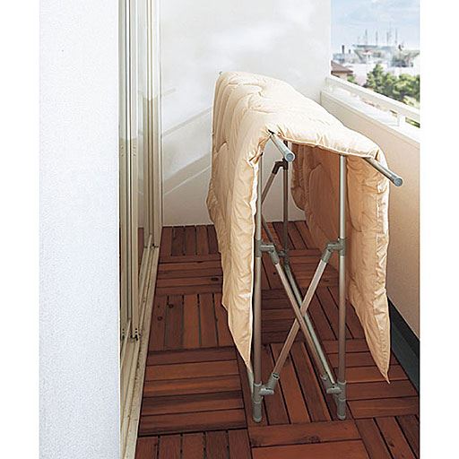 奥行きを広げて通気性を確保