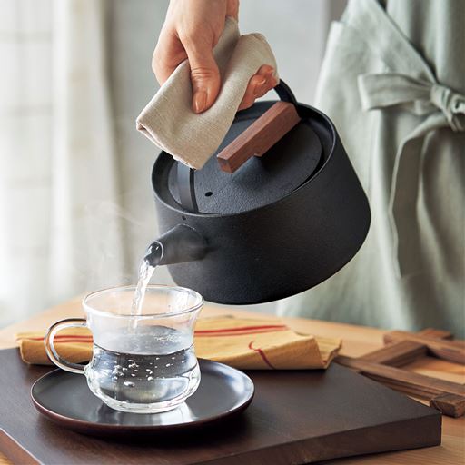 現代のライフスタイルになじむスタイリッシュなデザインにアレンジしました。