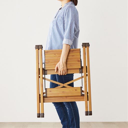 アルミ製なので軽く持ち運びも簡単