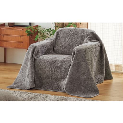 グレー<br>1人掛けのソファにも。