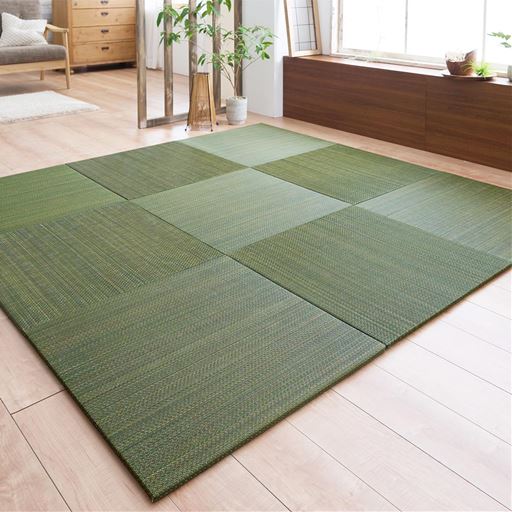 グリーン 9枚組(210×210cm相当)<br>ヘリなしでスッキリ! 組み合わせができる置き畳です。