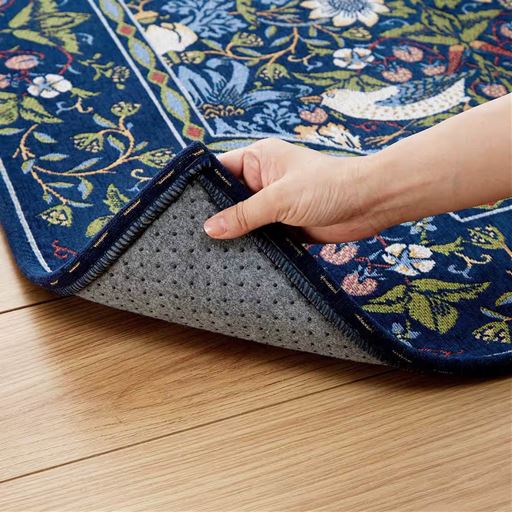 裏面はすべりにくい加工を施しています。<br>※このカラーは完売しました