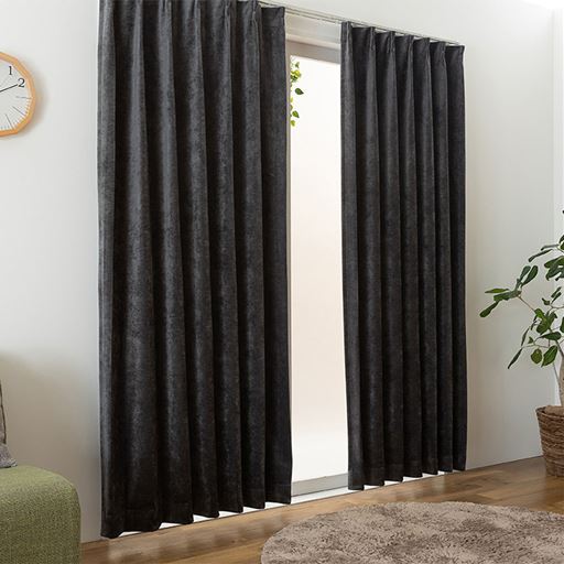 ダークグレー<br>シックな雰囲気になる濃い目のグレー。