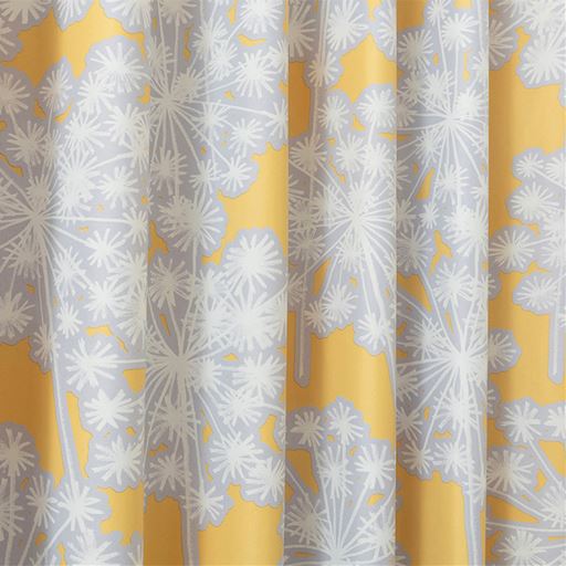 イエロー<br>温かみのある黄色と、ラフな花柄がマッチした可愛らしいデザイン。