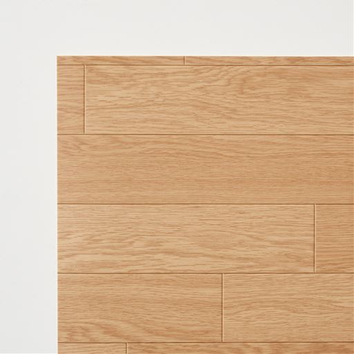 薄くて柔らかいので、カットしやすく敷き詰めやすい。