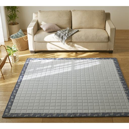 ブルー(横180×縦180cm)<br>綿100%でムレにくく、汗ばむ夏も快適。