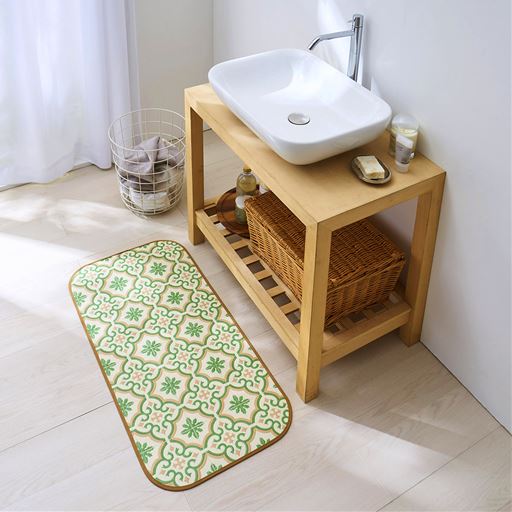 グリーン系(タイル柄) 100×45cm<br>洗面所にもおすすめ。