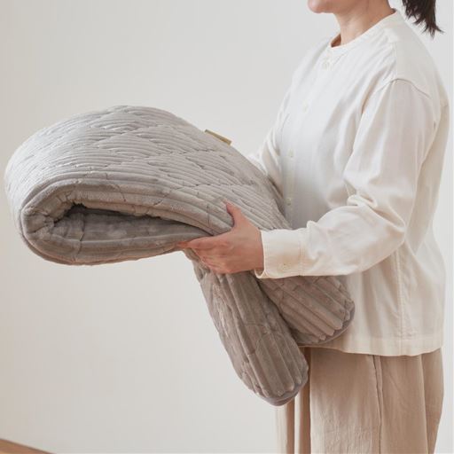 コンパクトに畳めて扱いやすい。