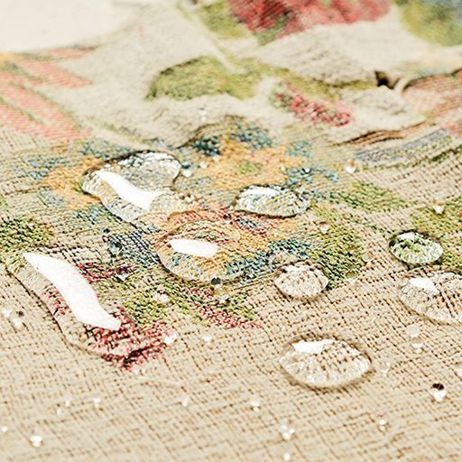 はっ水加工でキレイ長持ち。