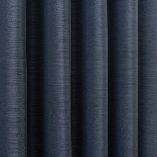 ネイビー<br>繊細な色の濃淡が美しい。