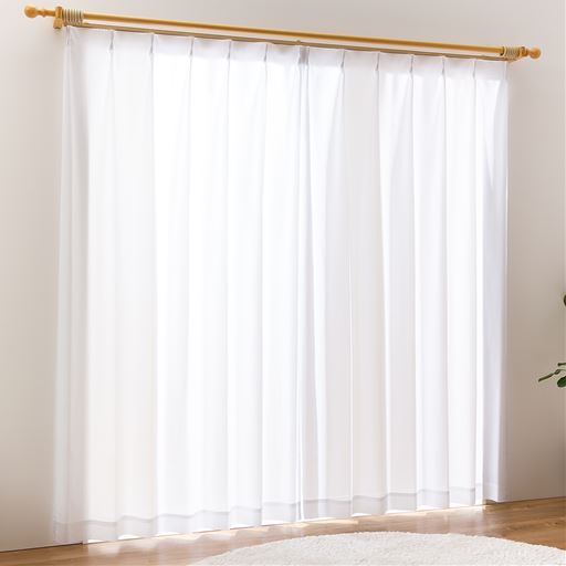 レースカーテンは日中のUVカットや目隠し効果を発揮。