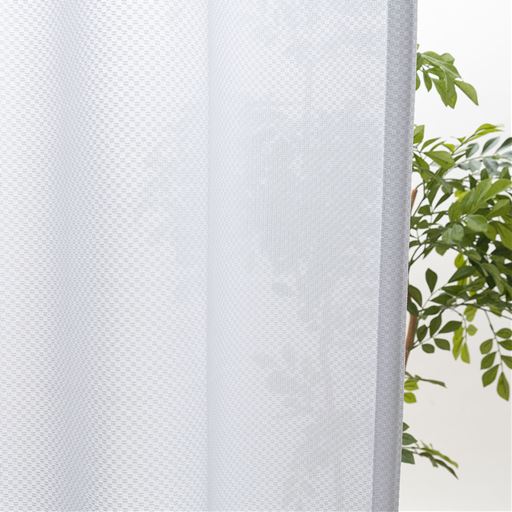 ホワイト<br>防炎加工付きで、もしもの時の備えに。