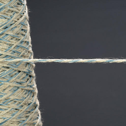 柄部分には麻混(生成)紡績糸を使用。