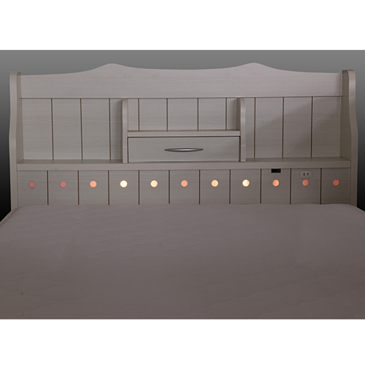 アクセントライトは美しいグラデーションのような光り方をします。